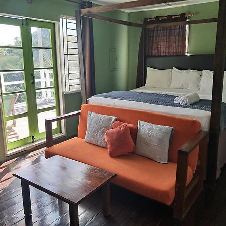 Kingsworth Bed And Breakfast Кингстон Экстерьер фото